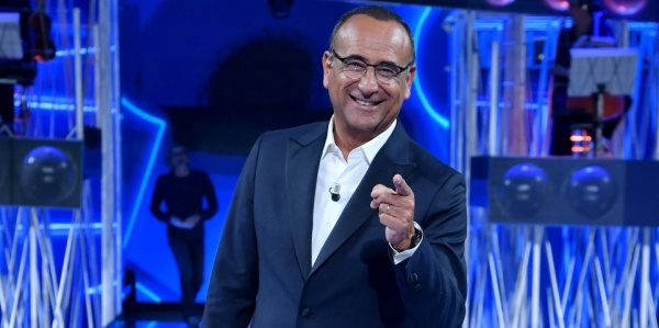 Sanremo 2025, Carlo Conti svela già qualche anticipazione. Ecco cosa ha detto
