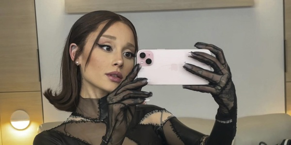 Ariana Grande sostiene suo fratello Frankie dopo l’operazione al naso
