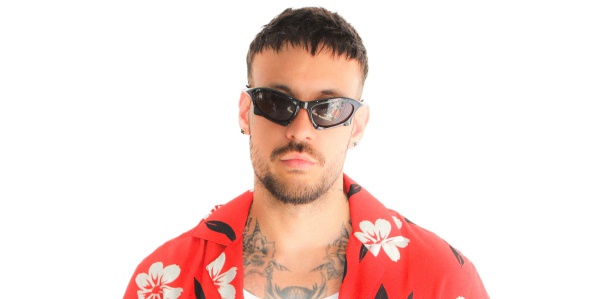 Fred De Palma su Radio Zeta lancia il suo nuovo singolo “Mmh”