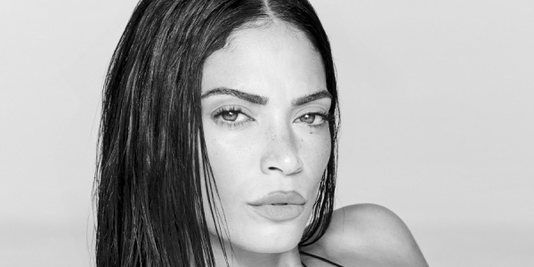 Elodie su Radio Zeta parla di Feeling e lancia i suoi prossimi live