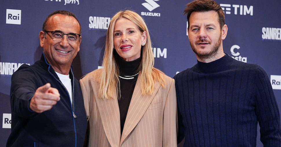 Sanremo 2025, ecco la scaletta della finale con gli orari di uscita dei Big
