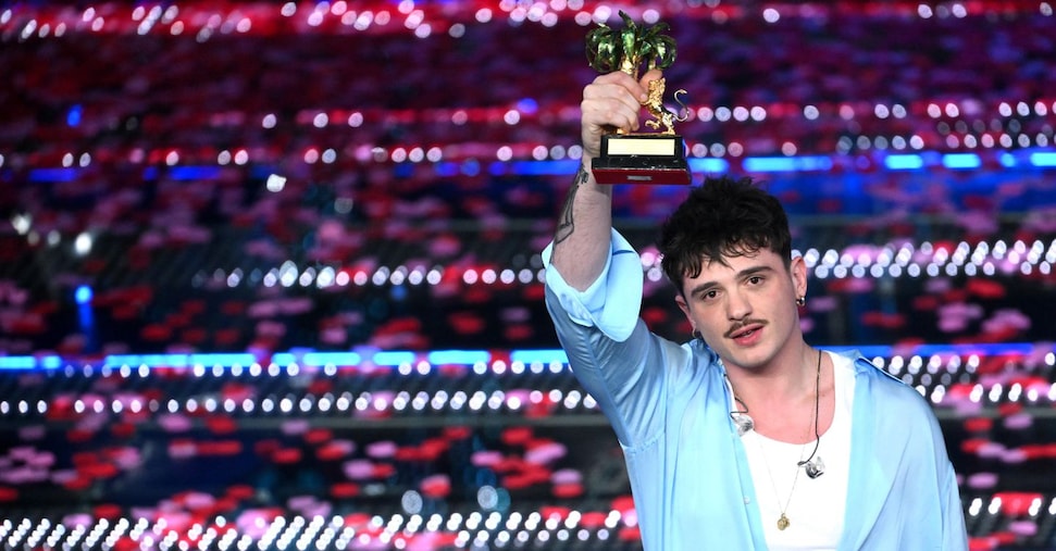 Chi è Olly, il vincitore di Sanremo 2025: la laurea in economia, il rugby e la dedica