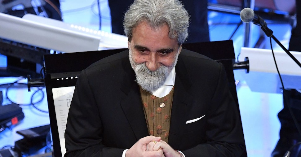 Peppe Vessicchio, ritratto del direttore di Sanremo che divenne icona pop