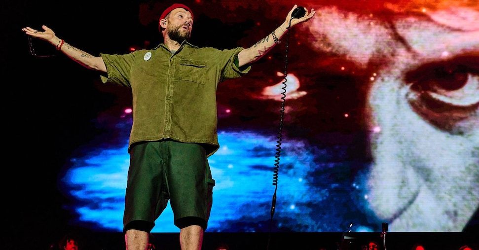Gorillaz a La Prima Estate: Damon Albarn porta il mondo sul palco di Lido di Camaiore
